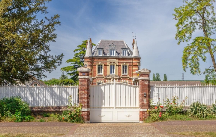  Annonces ROUEN Maison / Villa | GRAND-COURONNE (76530) | 259 m2 | 575 000 € 